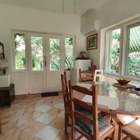Feriehus Toparti Kertes Vendeghaz
