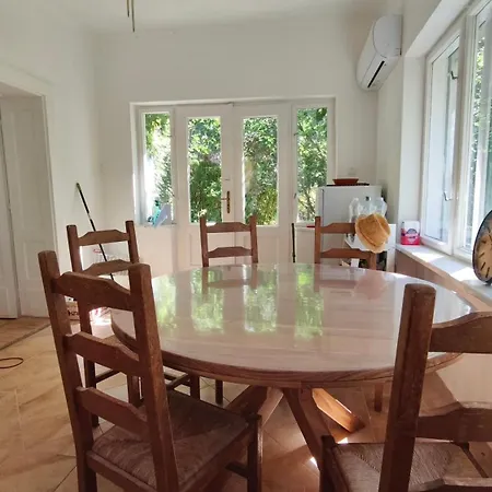بيت للعطل Toparti Kertes Vendeghaz *