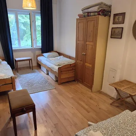 Toparti Kertes Vendeghaz بيت للعطل *